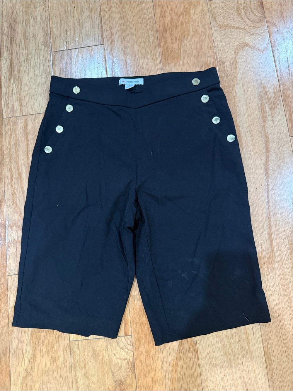 Liz Claiborne medium Black Bermuda Shorts with Gold Buttons